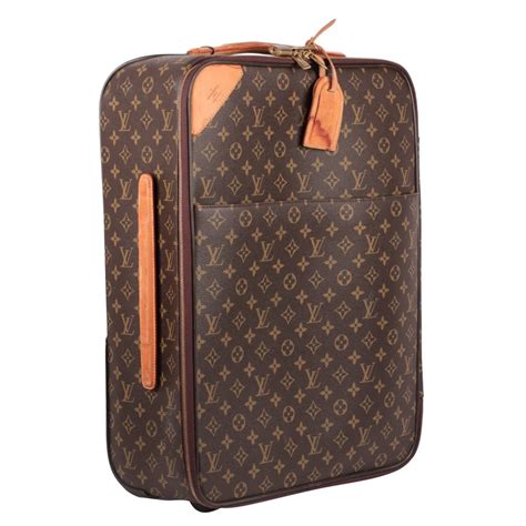 tweedehands louis vuitton koffer|LOUIS VUITTON .